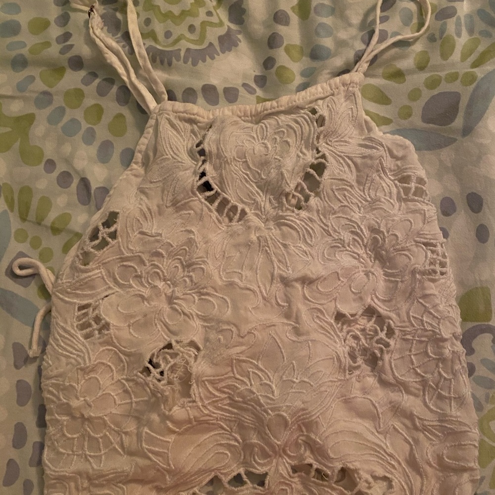 Forever 21 lace/crochet crop top